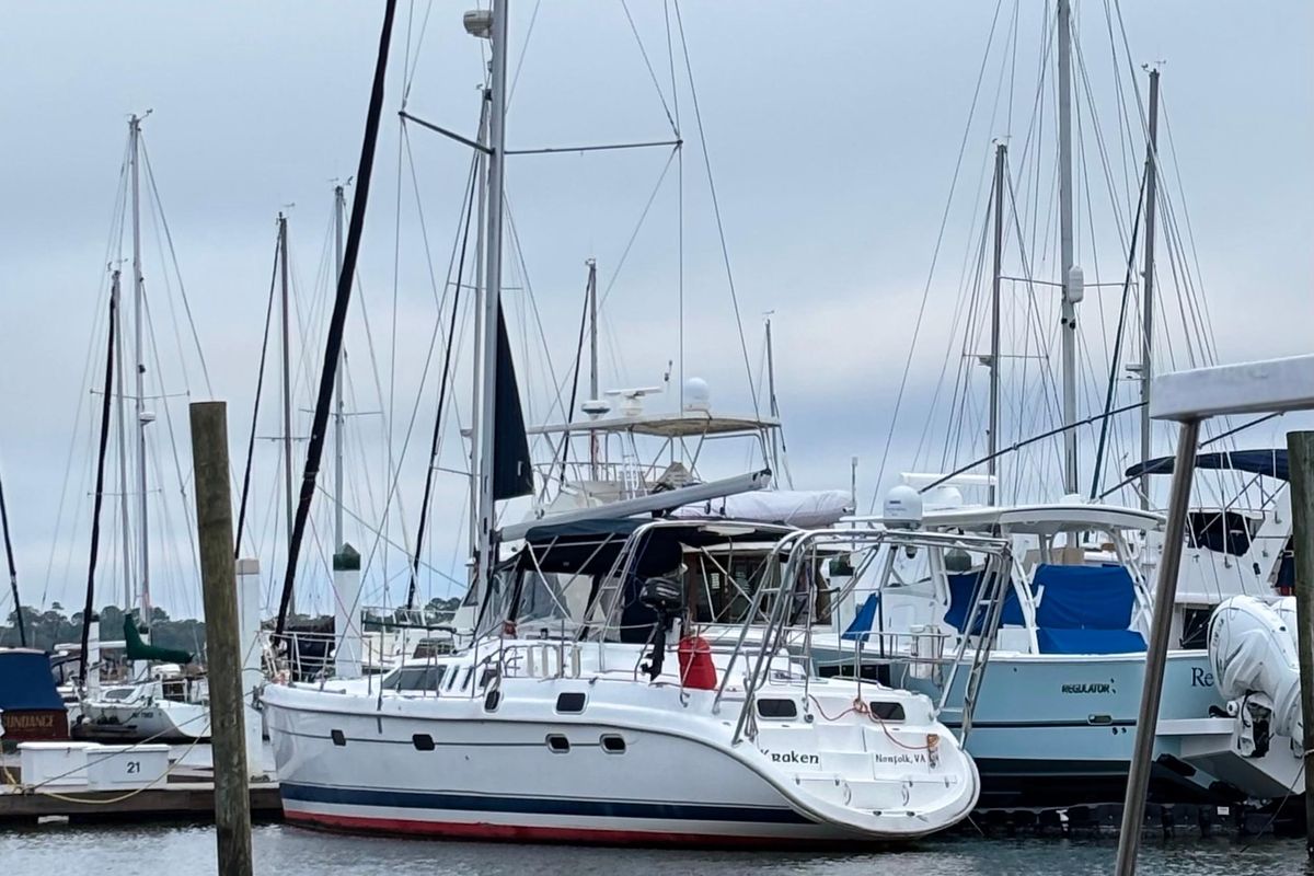 2000 Hunter Passage 450