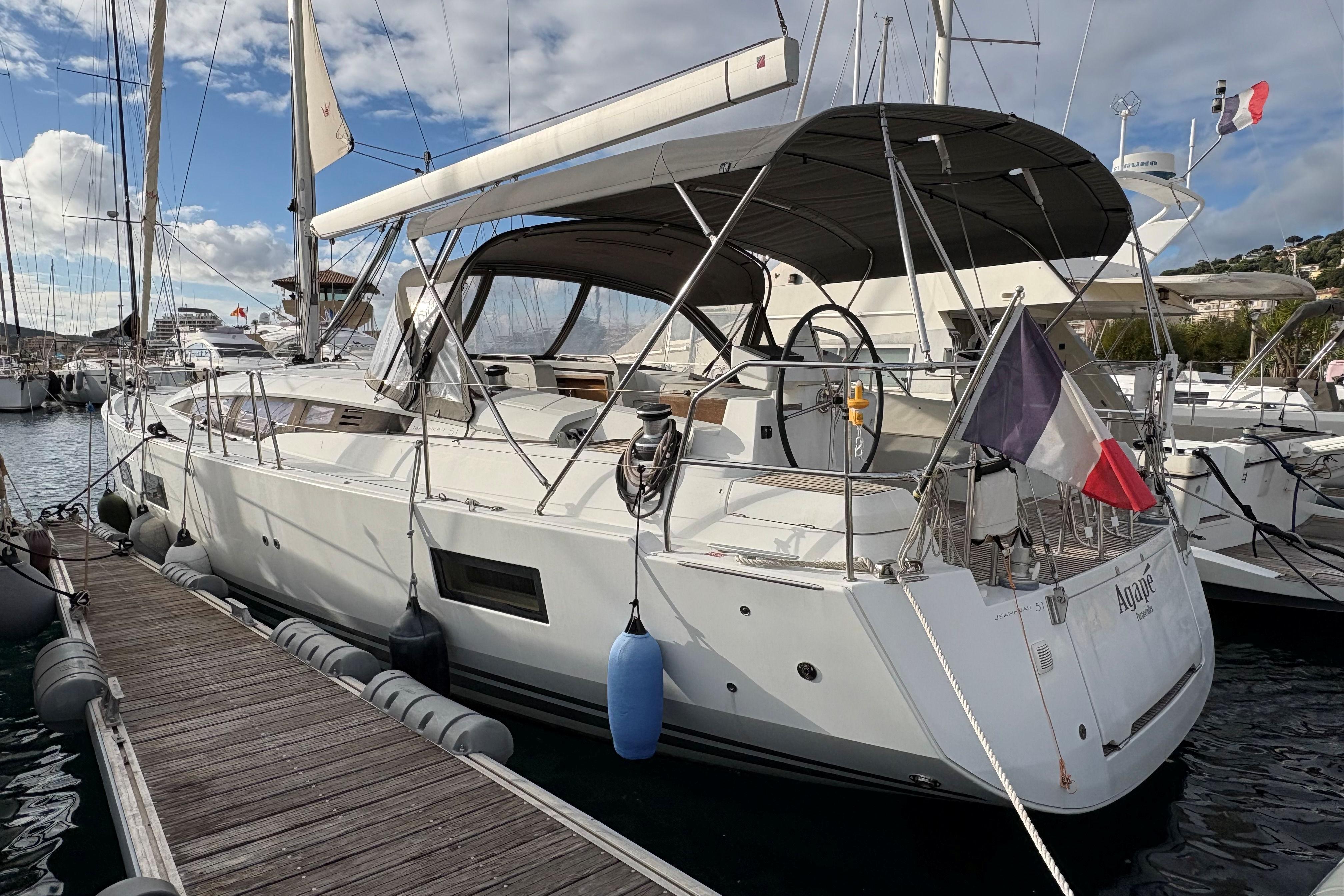 2017 Jeanneau 51 for sale in Hyères, Var, France