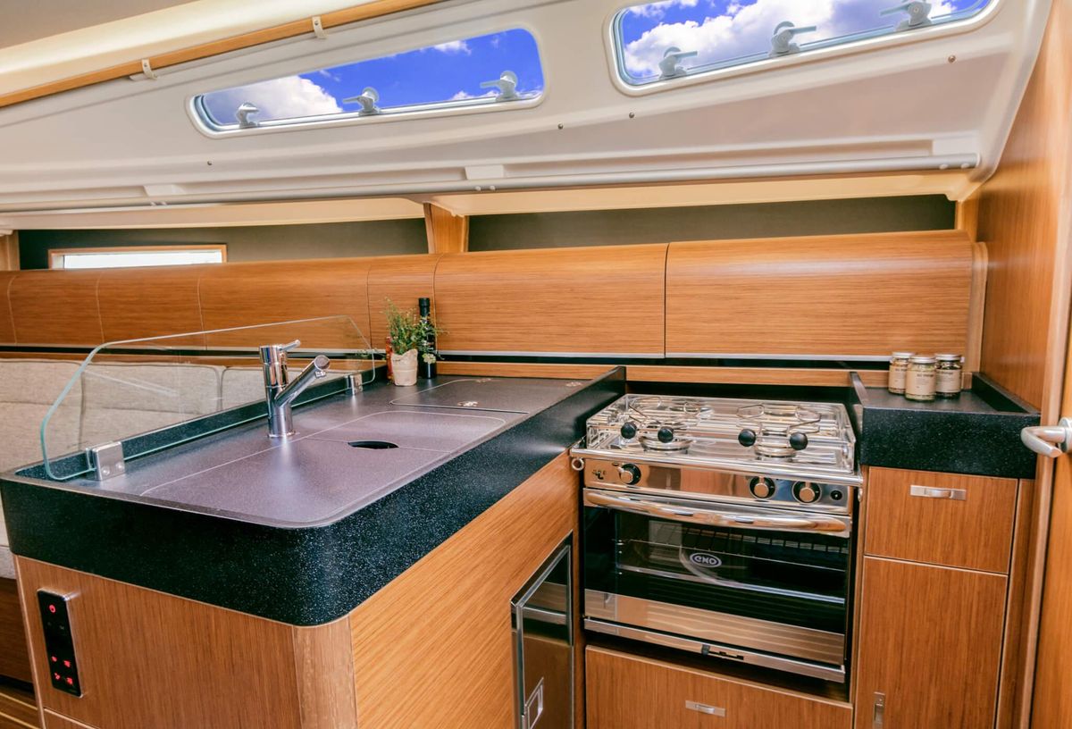 2024 Dehler 34 for sale in CAP D'AGDE, Hérault, France 35 ft