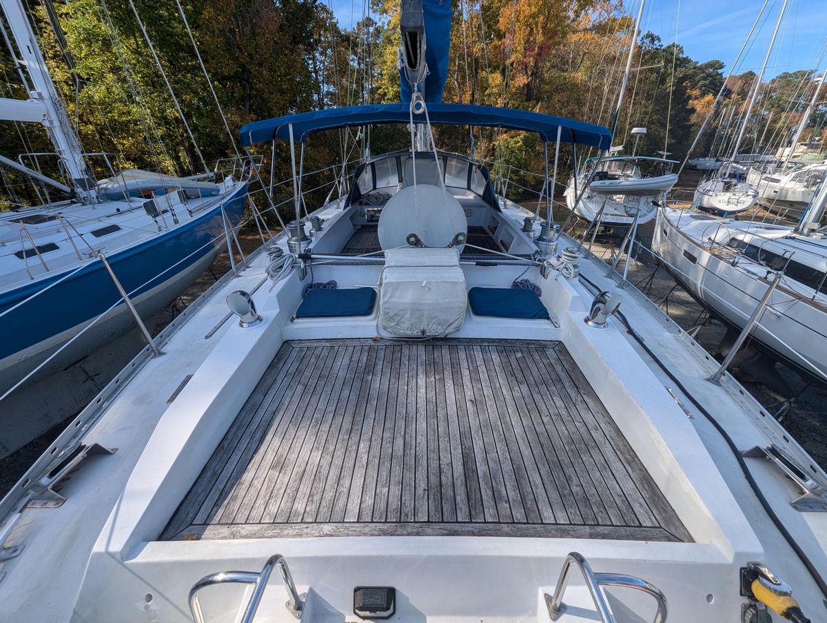 1989 Tayana 55