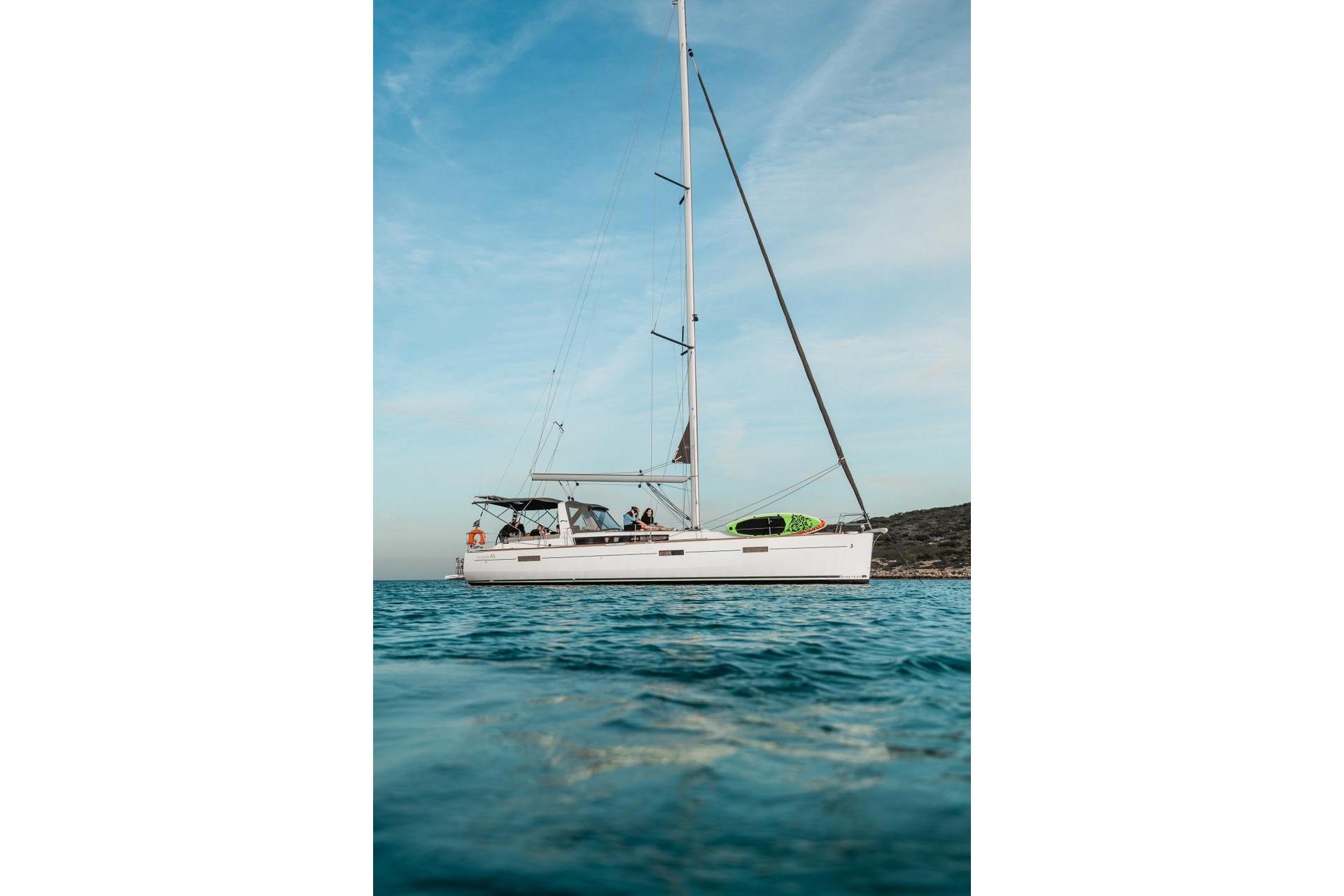 2013 Beneteau Oceanis 45