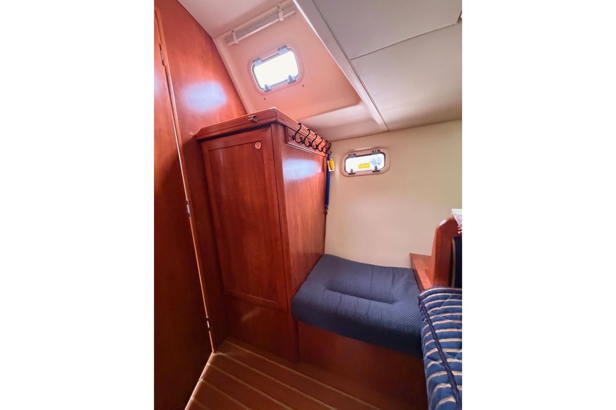 2009 Hunter 38