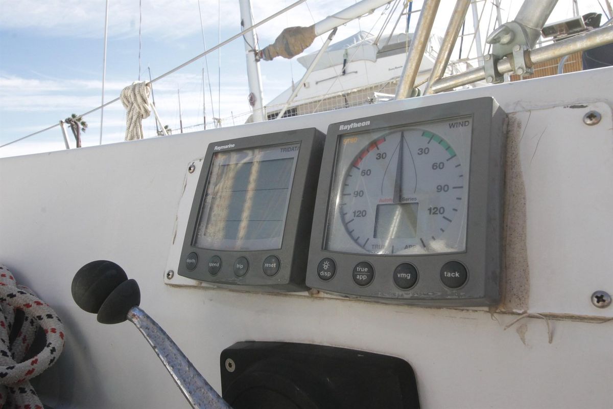 1992 Comar Genesi 43 Sport