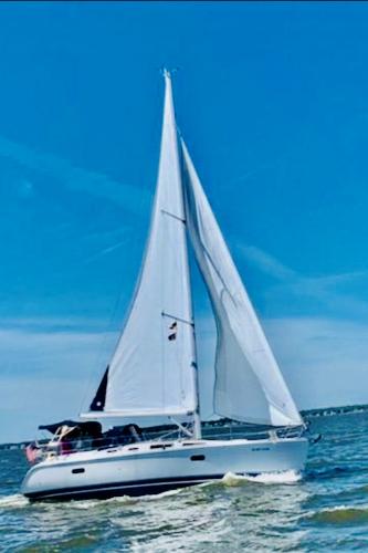 2002 Hunter 356 for sale in Rock Hall, Maryland