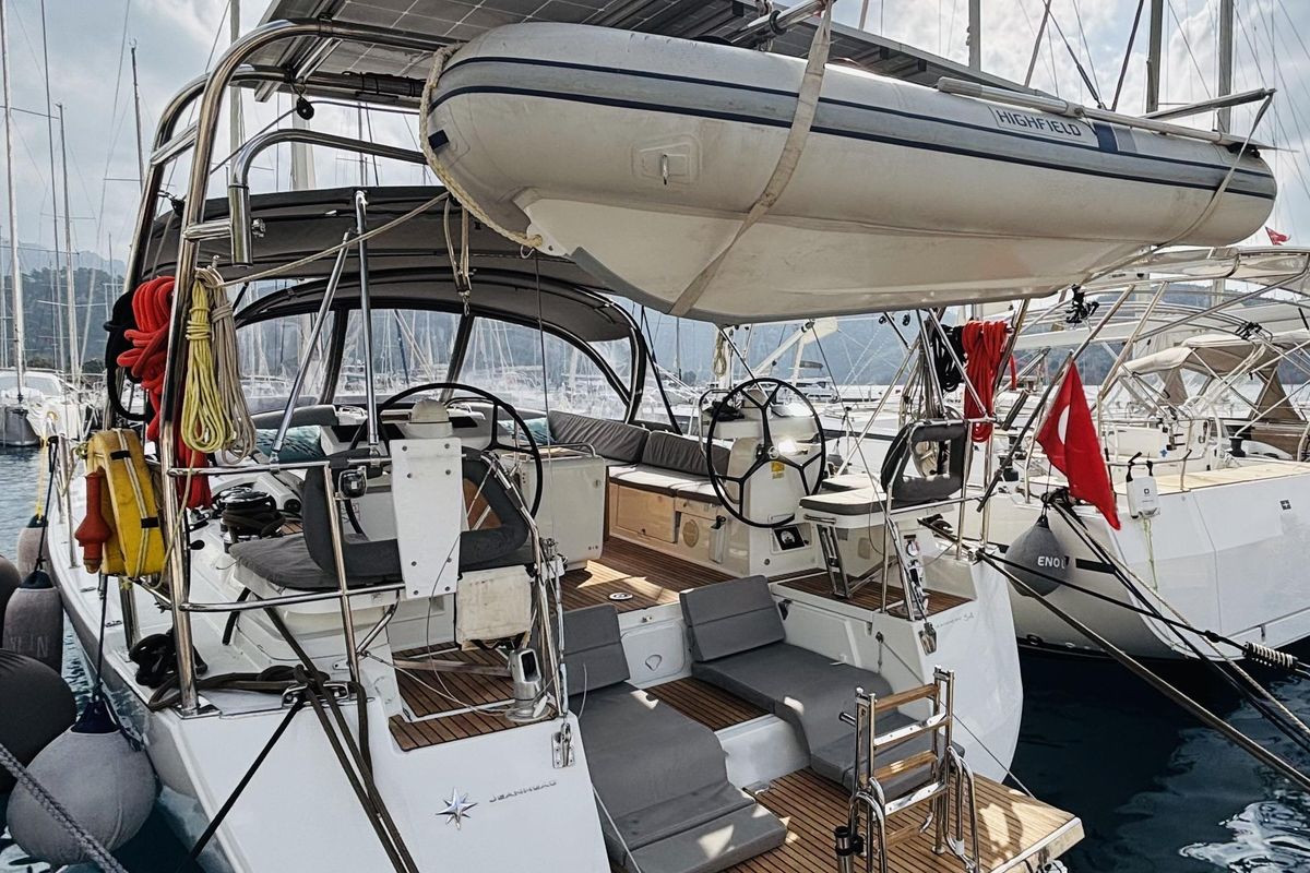 2018 Jeanneau 54