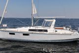 2019 Beneteau Oceanis 35.1