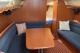 2008 Hunter 33