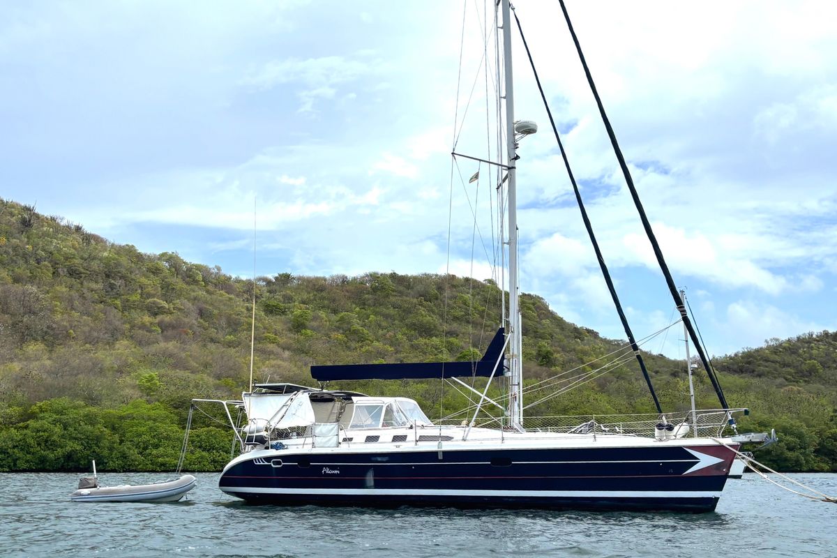 2002 Hunter 466