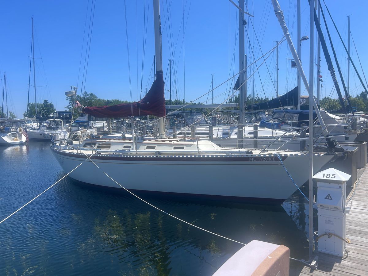 1981 Islander Peterson 40