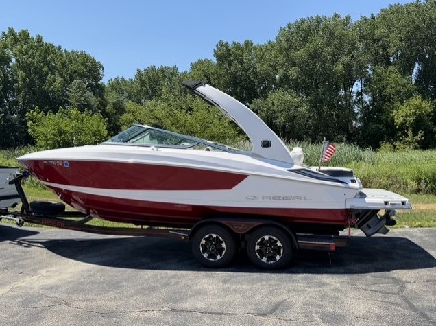 2020 Regal 2300 Bowrider for sale in Woodstock, Illinois