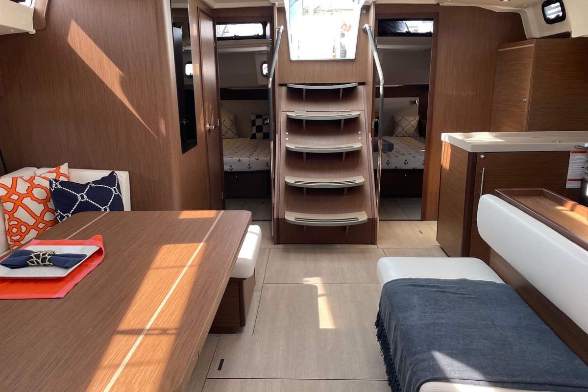 2024 Beneteau Oceanis 51.1