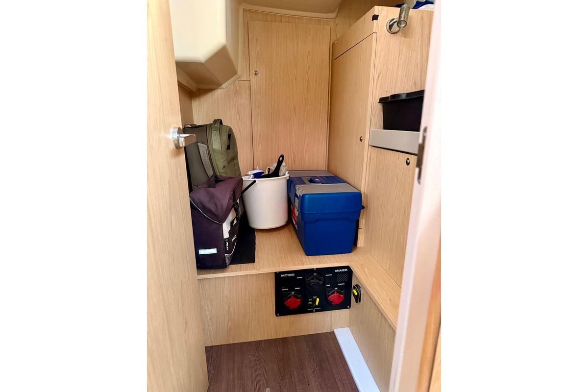 2017 Beneteau Oceanis 41.1
