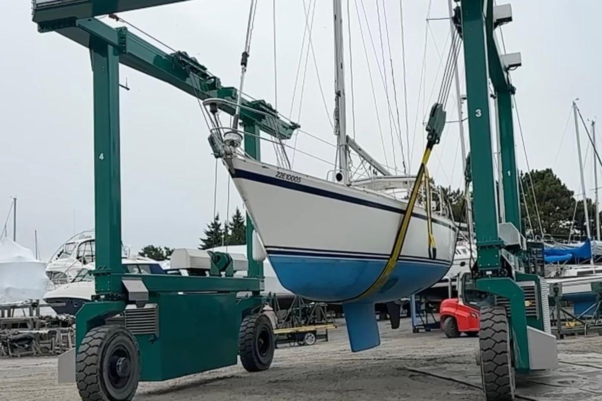 1988 Canadian Sailcraft CS 36 Traditional