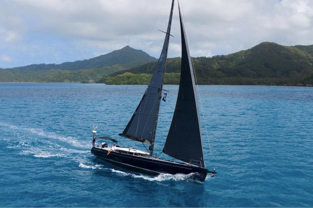 2009 Shipman 63