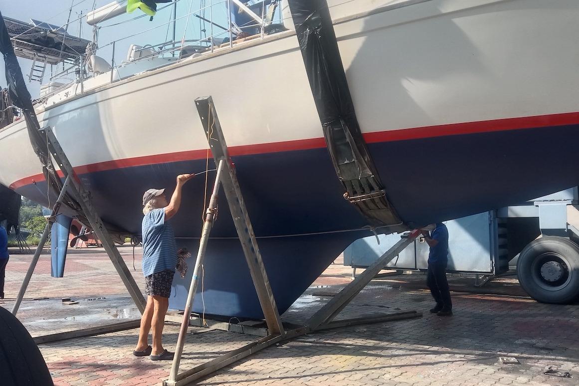 1984 Pearson 385 for sale in Kuah, Malaysia