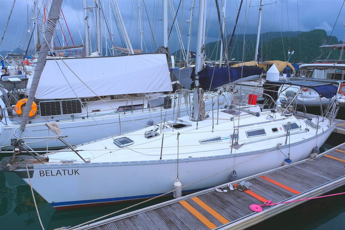 1990 Jeanneau Sun Charm 39