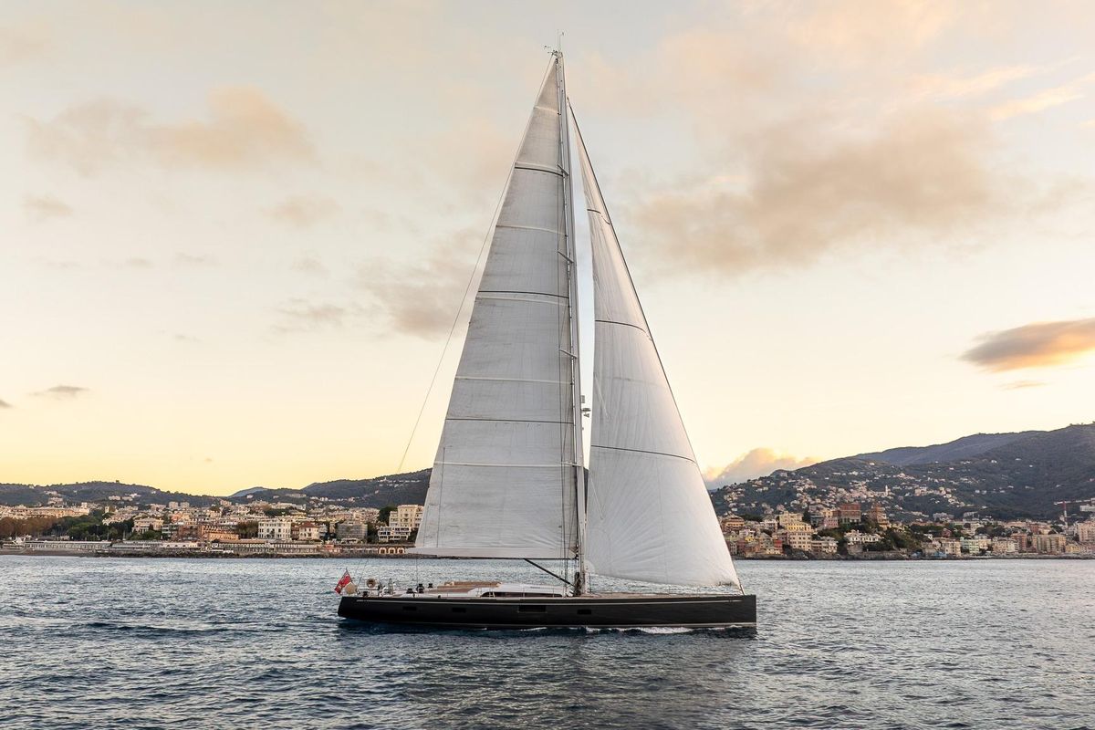 2021 Nautor Swan 98