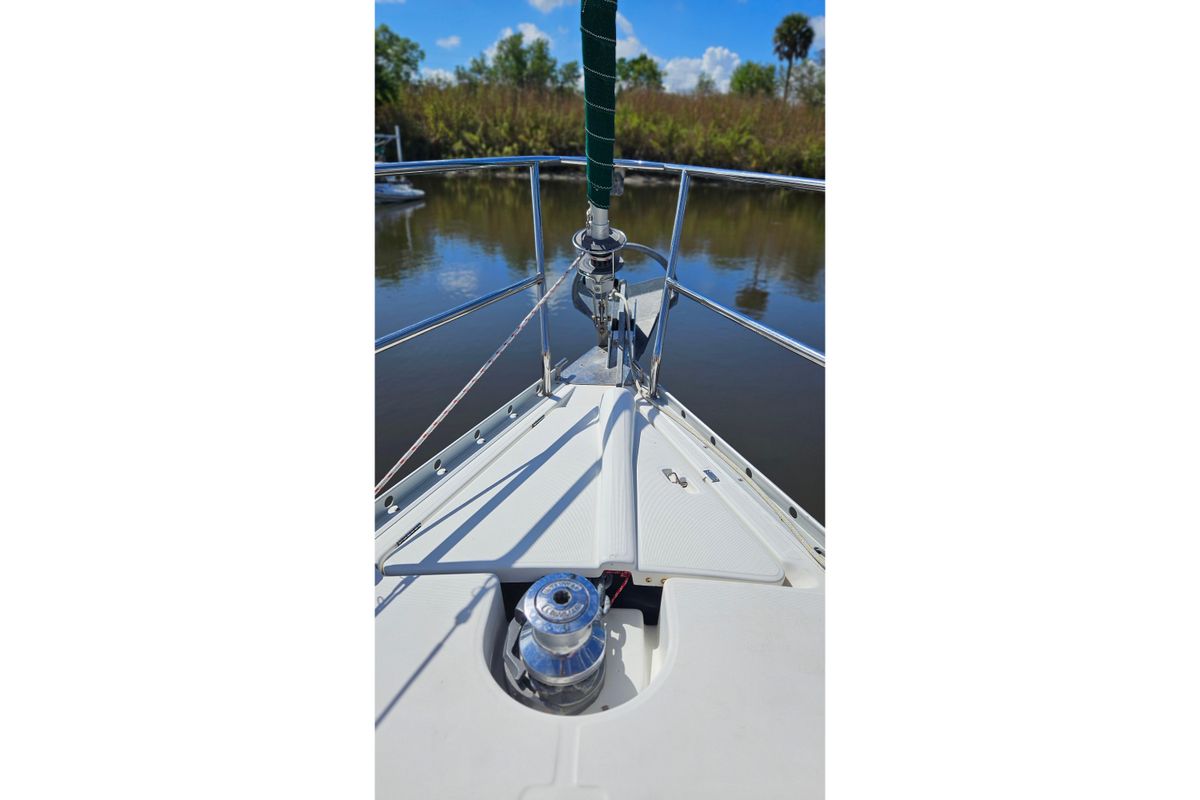 2000 Beneteau Oceanis Clipper 361