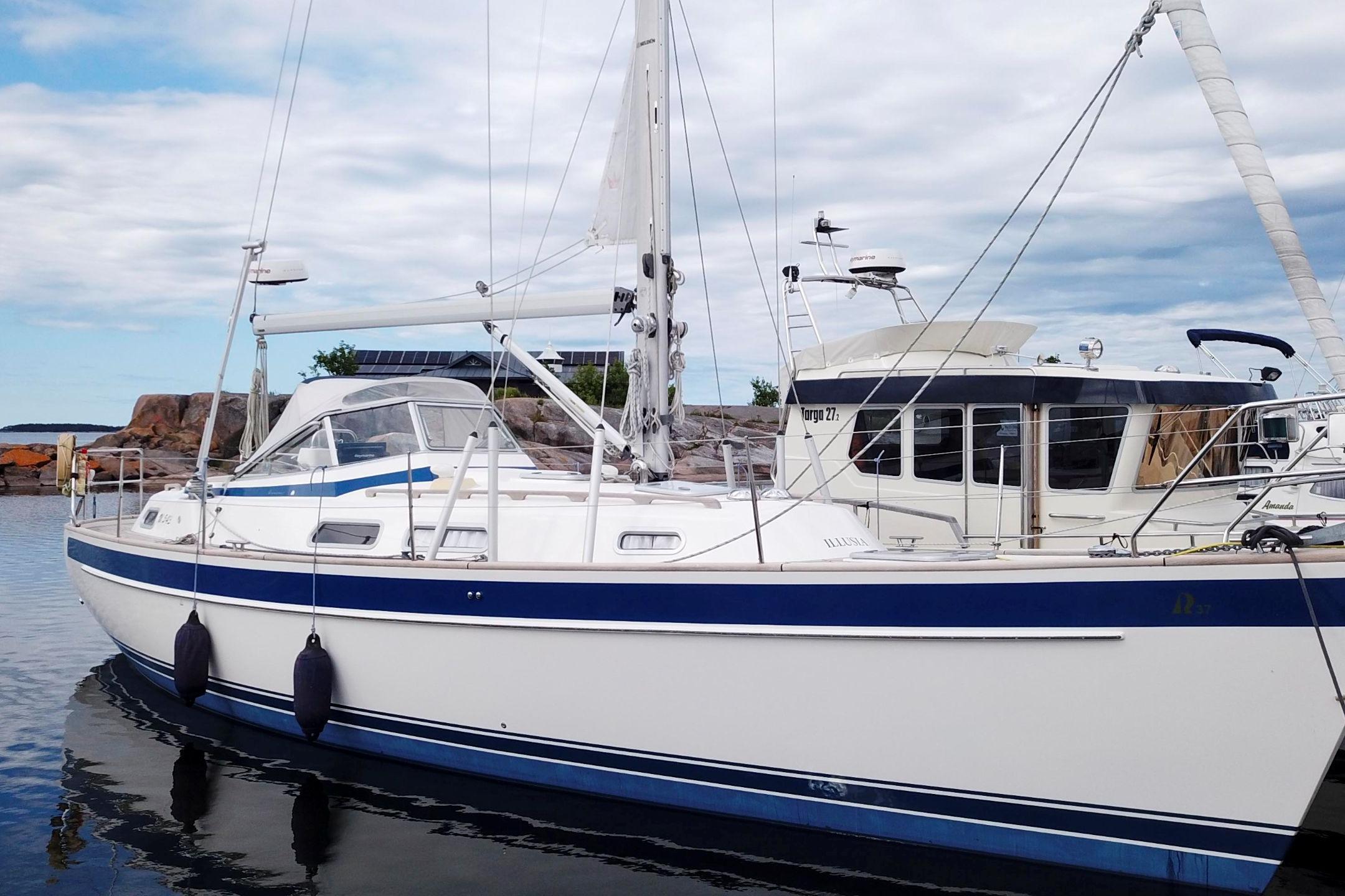 2009 Hallberg-Rassy 37 for sale in Hanko, Finland