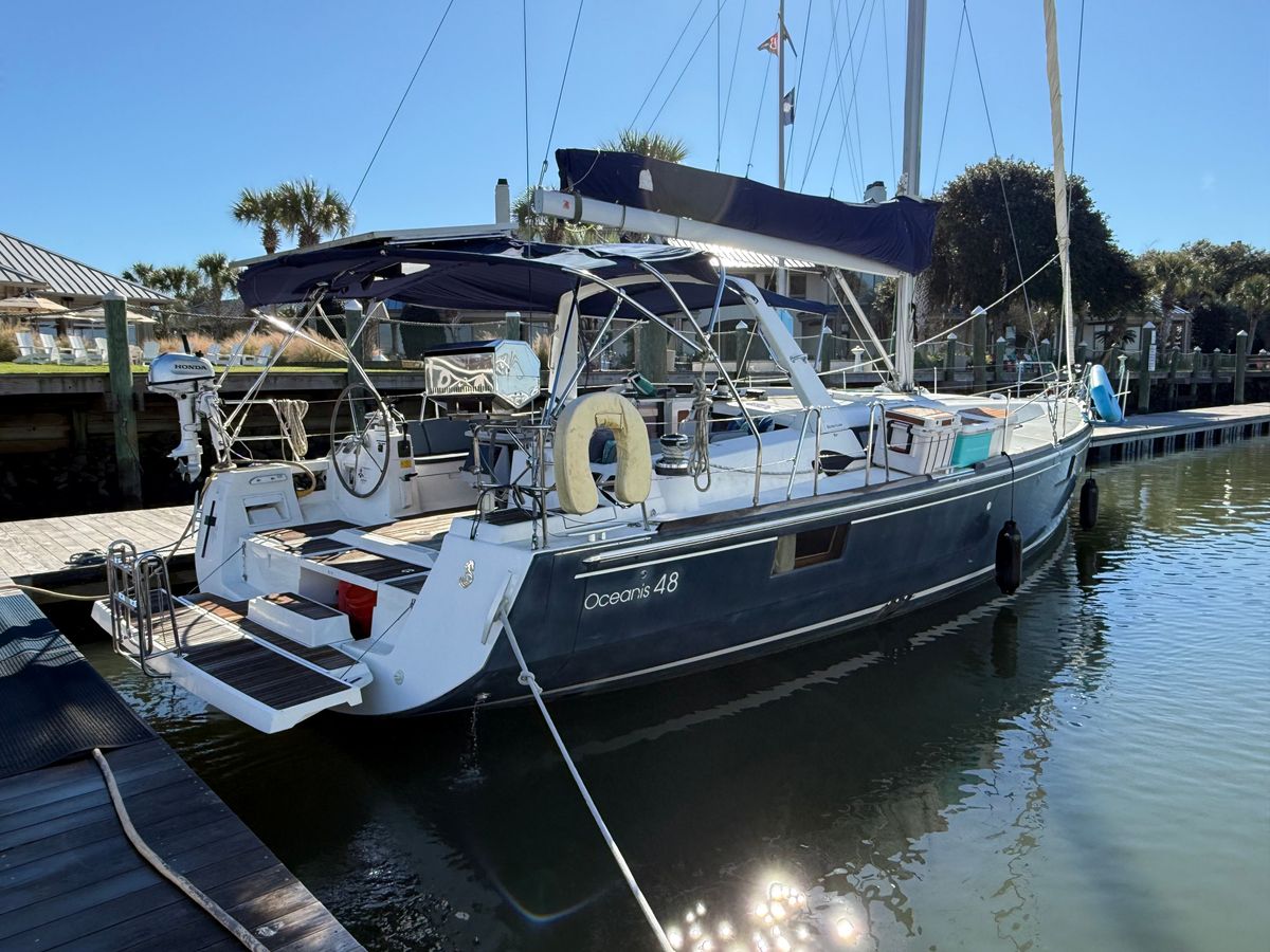 2016 Beneteau Oceanis 48
