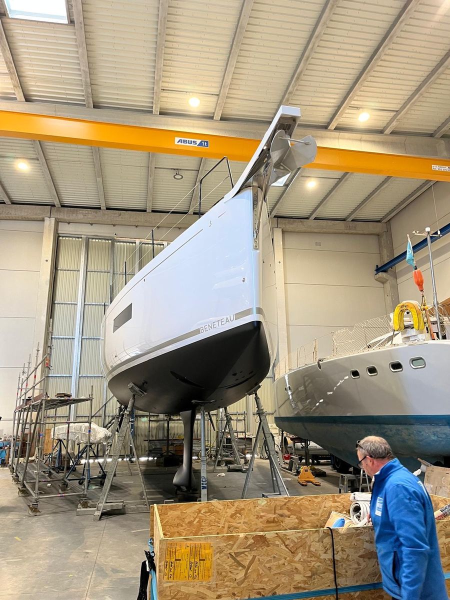 2025 Beneteau Oceanis Yacht 60