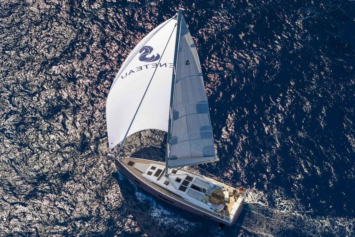 2026 Beneteau Oceanis 52