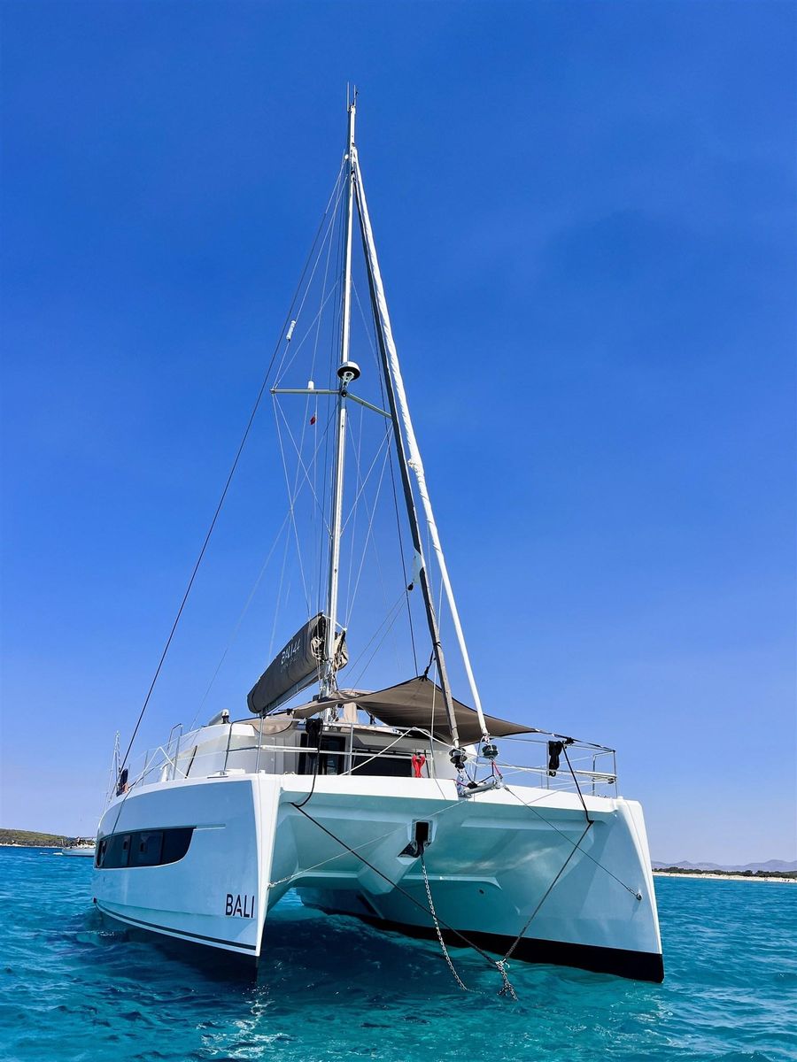 2022 Custom Bali Catamarans Bali 4.4