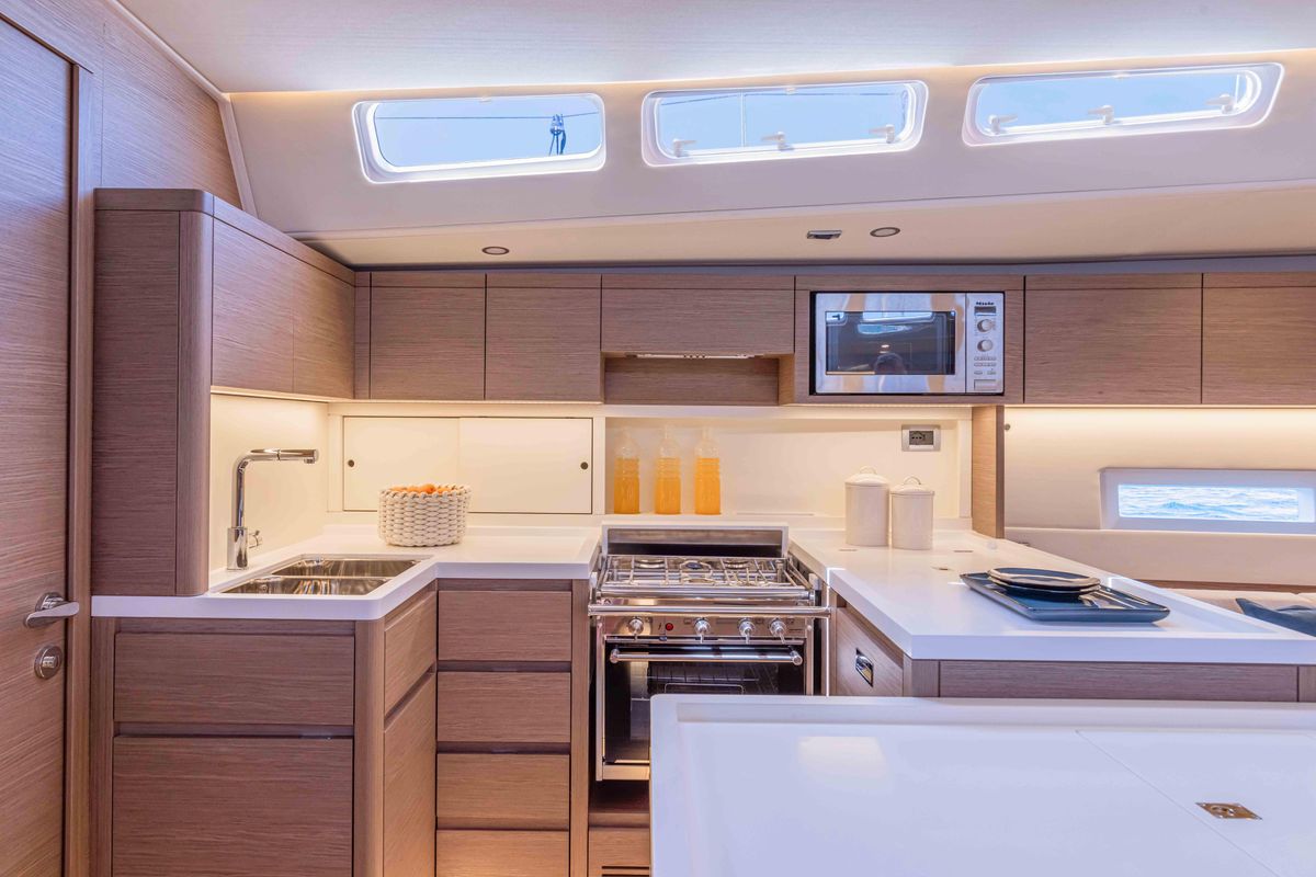 2026 Grand Soleil 52 Performance