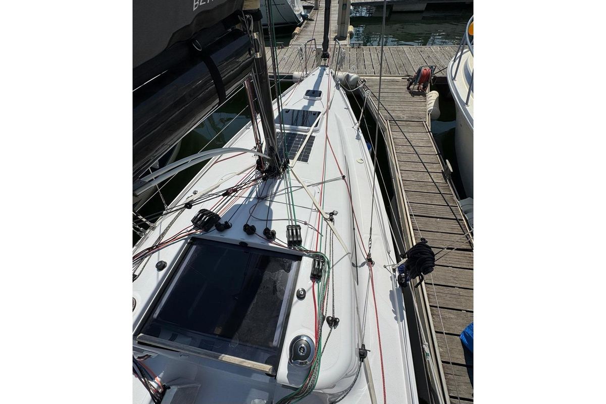 2024 Beneteau First 27