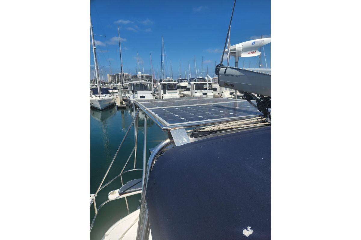2008 Hunter 450