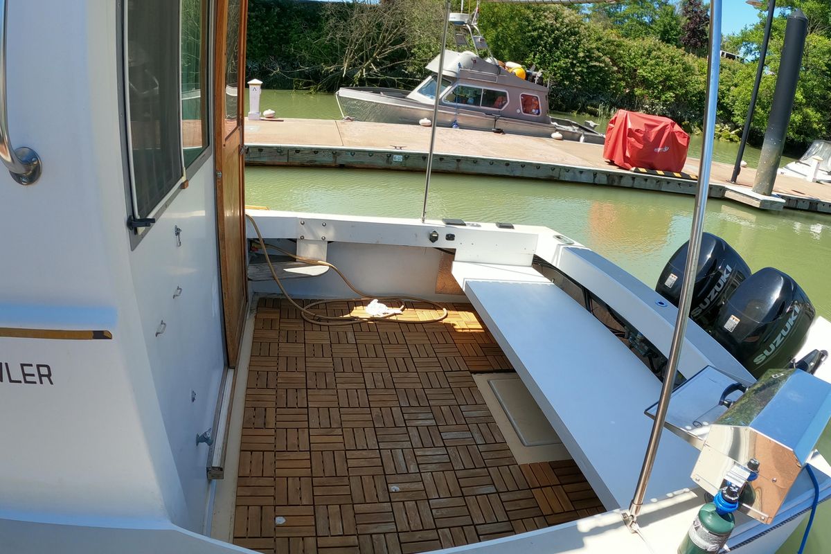 1985 Cape Dory 28
