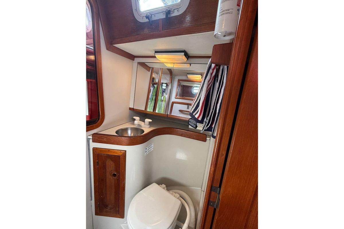 1991 Endeavour 42