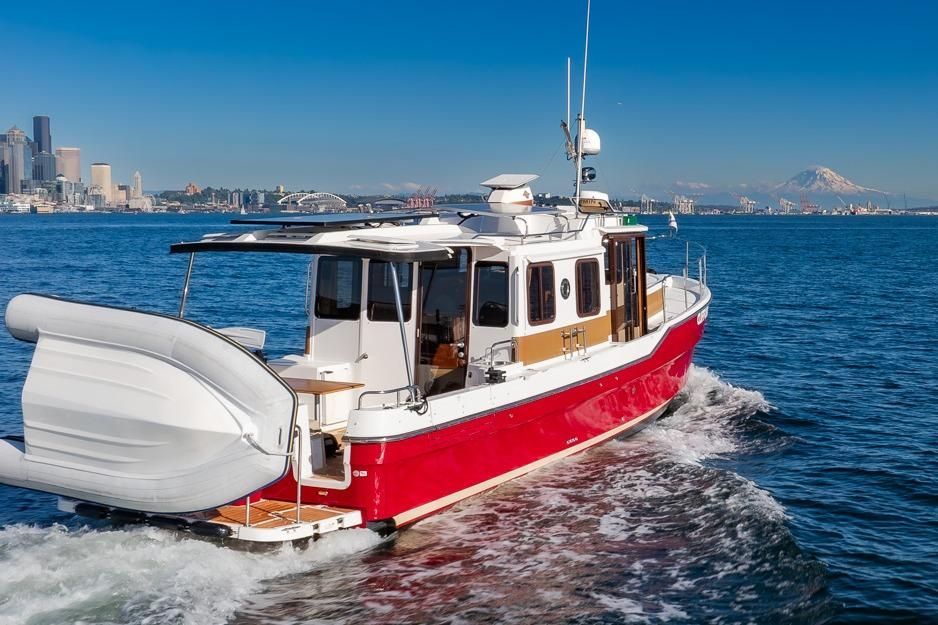 2018 Ranger Tugs R-31