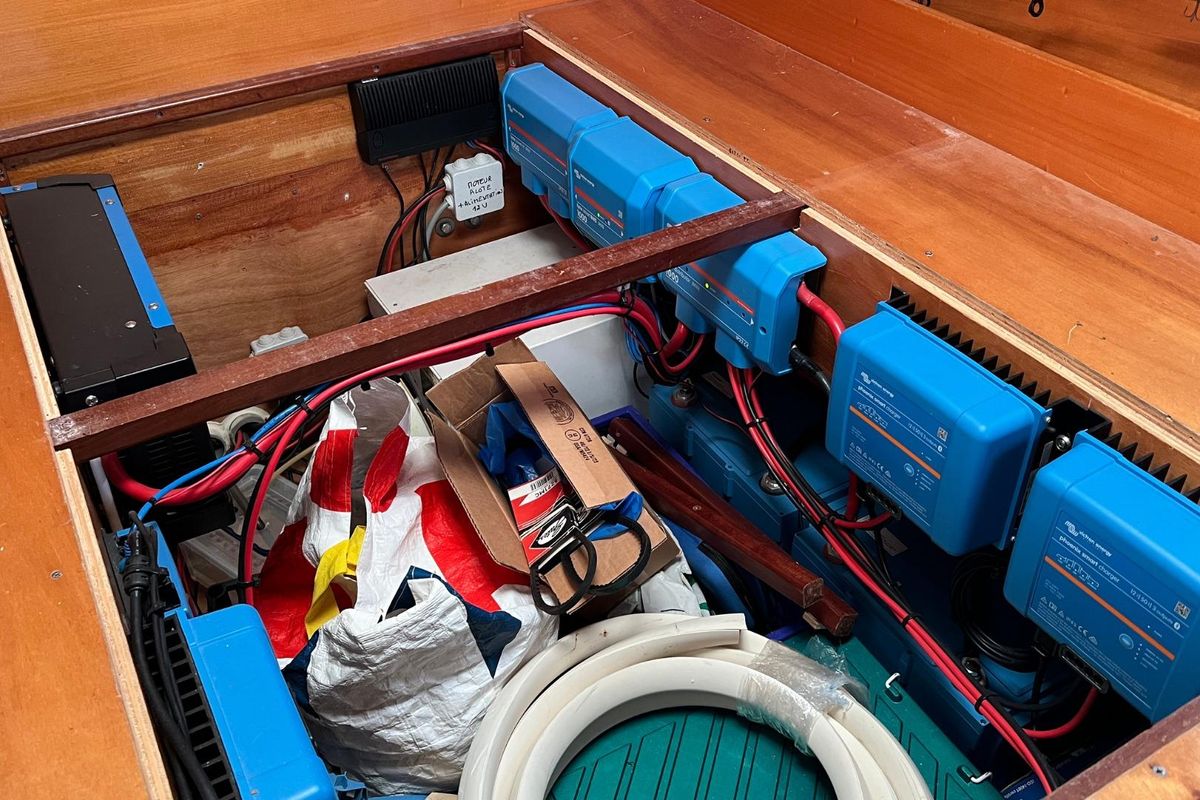 2001 Lagoon 380