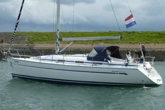 2004 Bavaria Cruiser 36