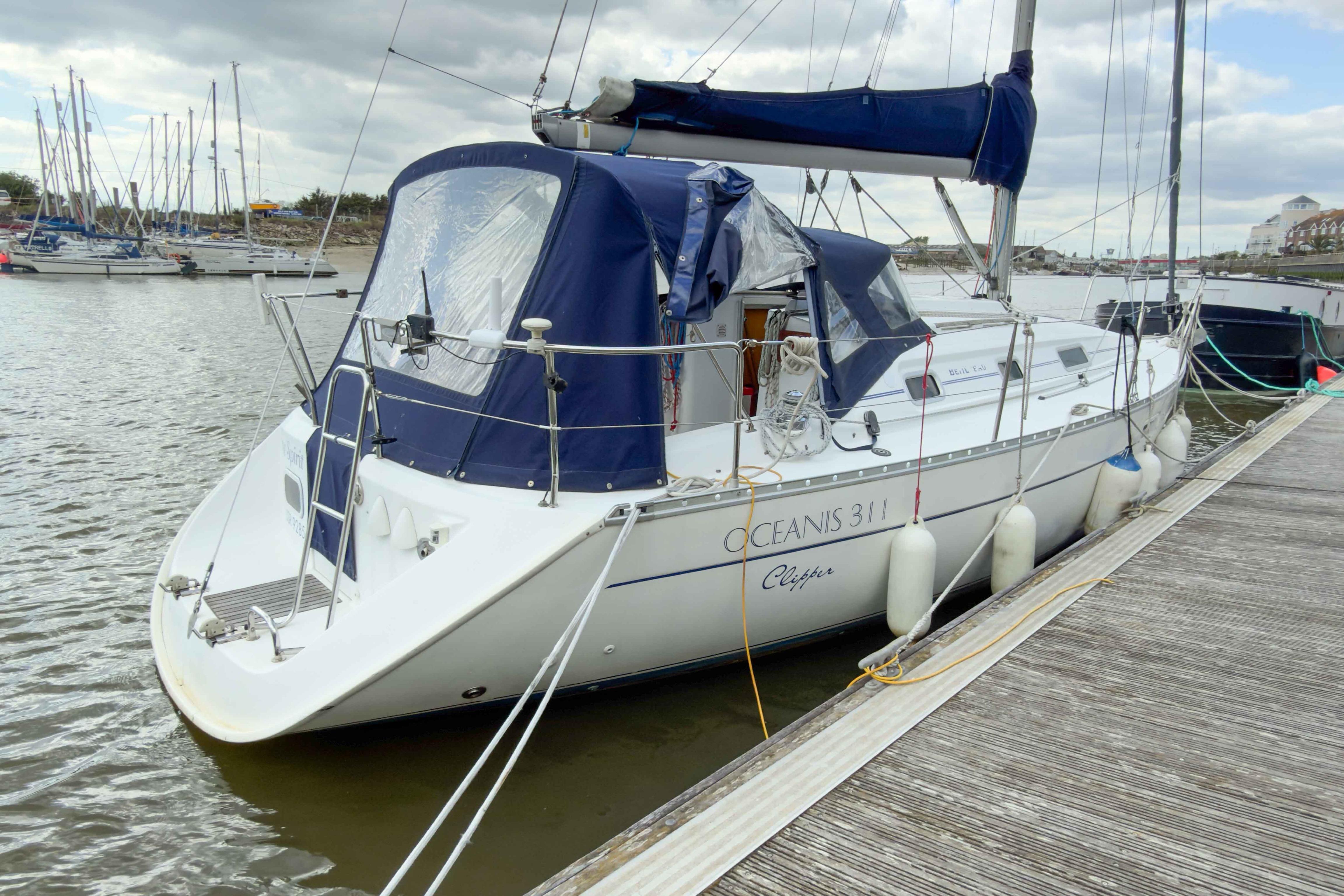 2000 Beneteau Oceanis Clipper 311