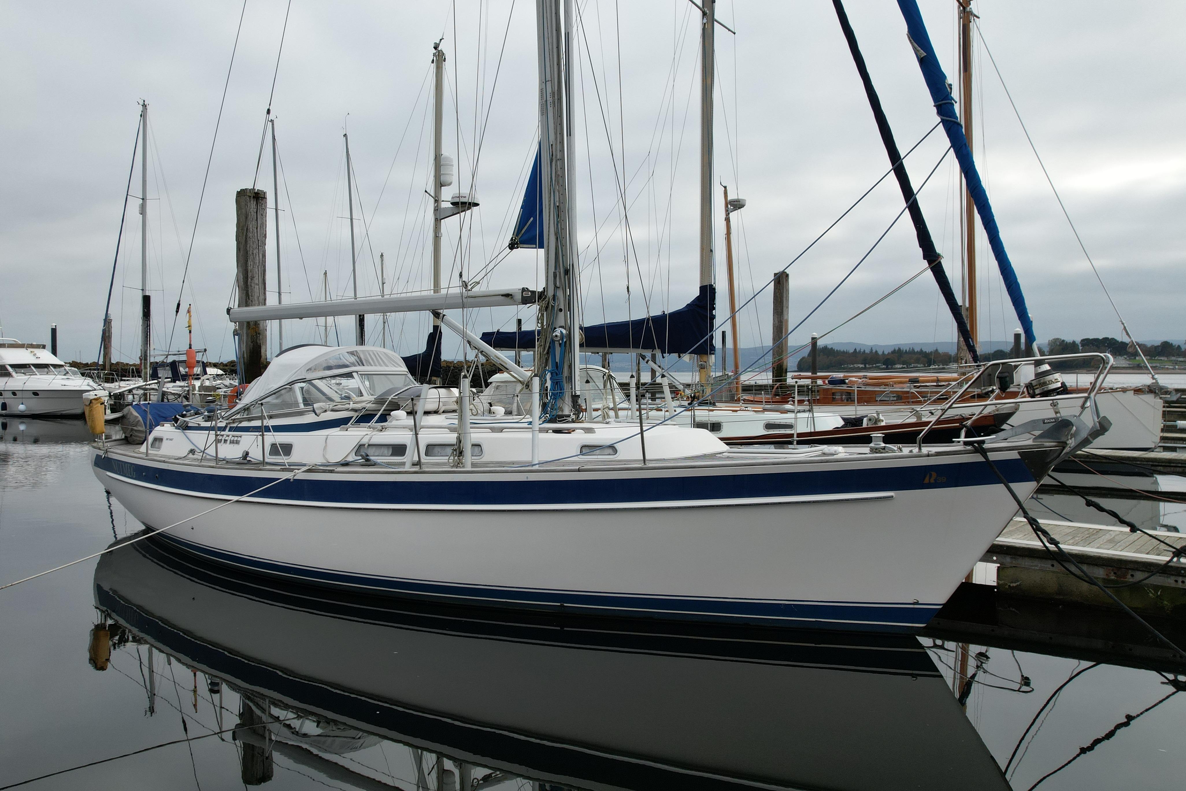 2001 Hallberg-Rassy 39