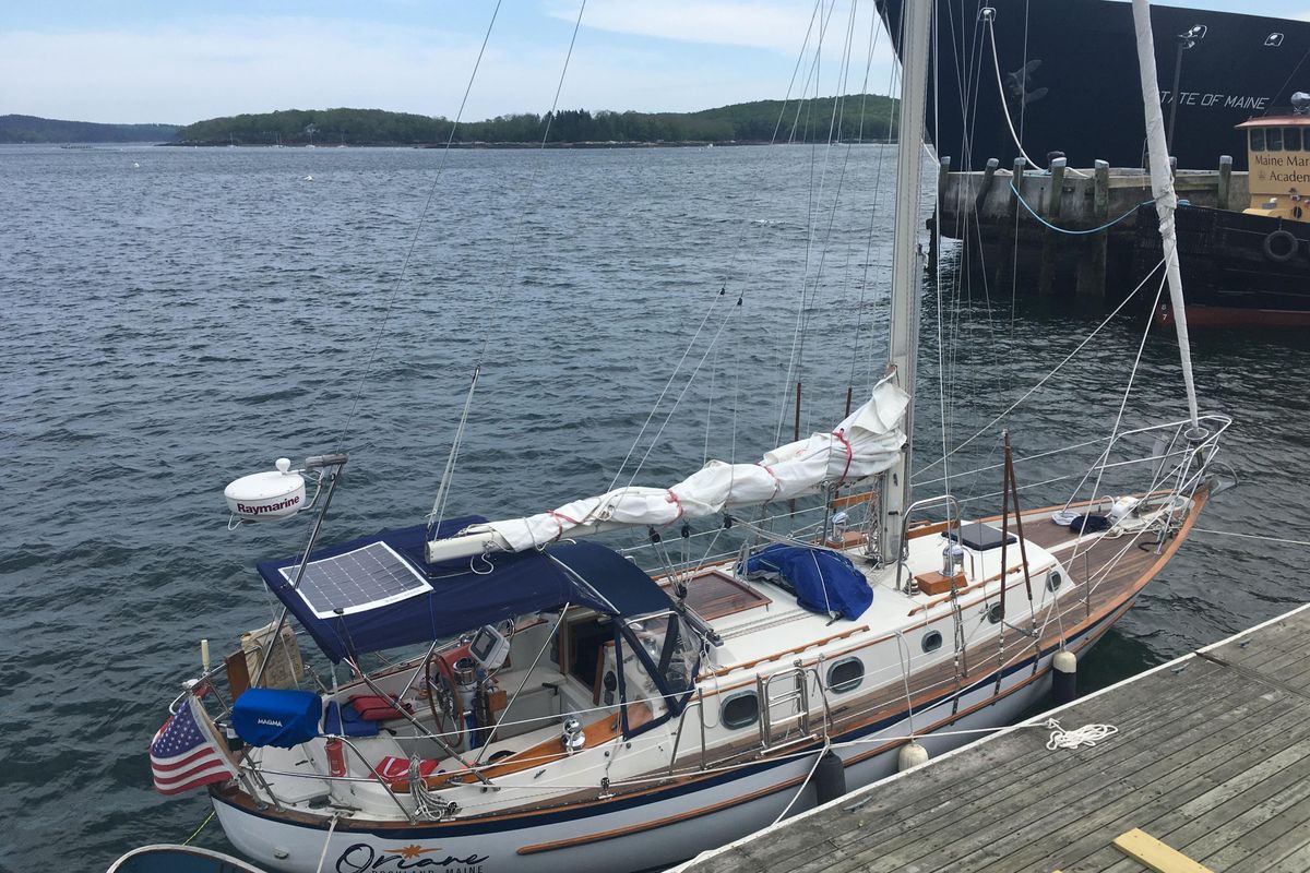 1982 Pacific Seacraft 37