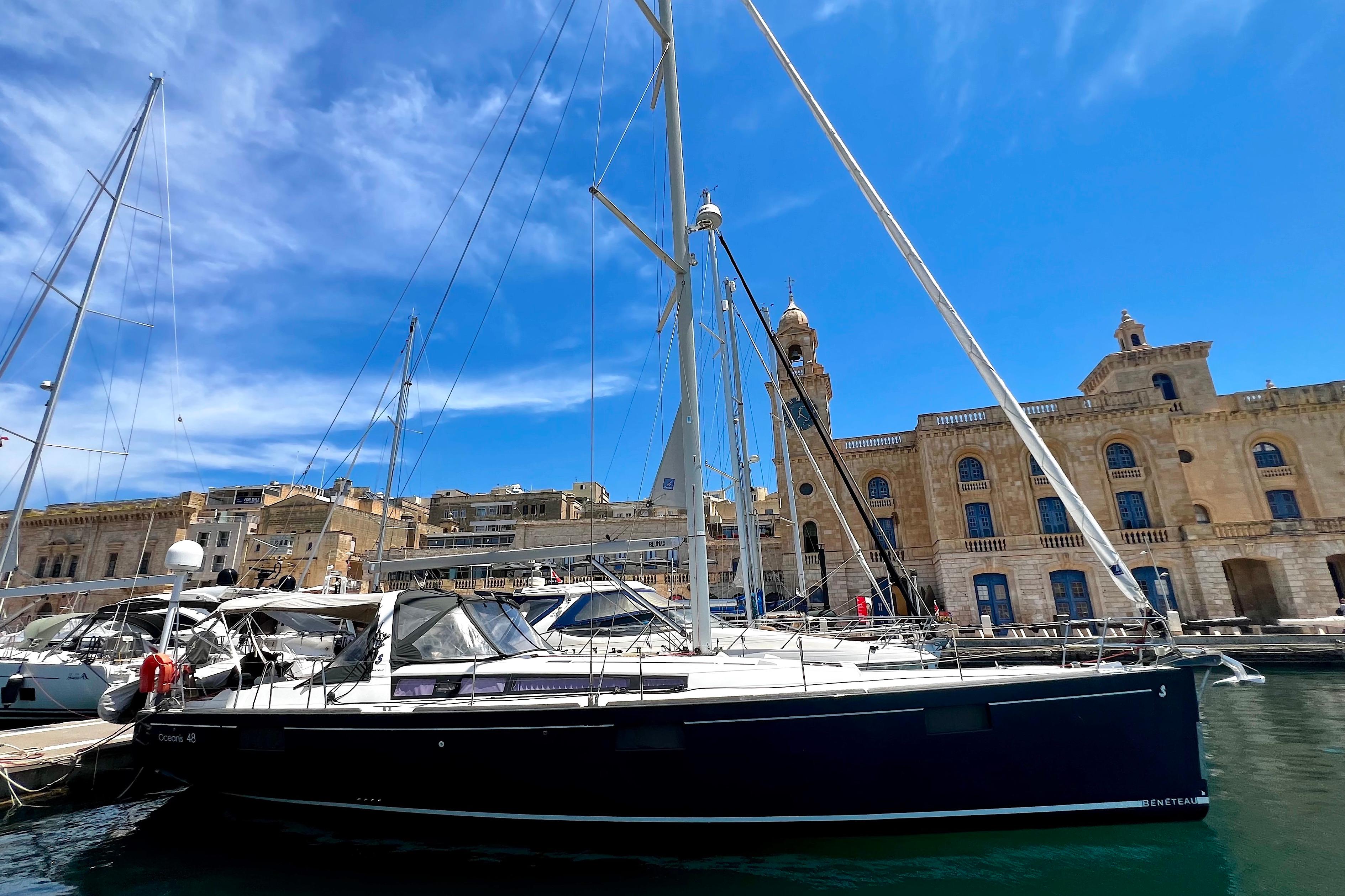 2012 Beneteau Oceanis 48