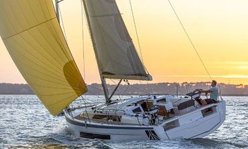 2024 Dufour 37 Boats