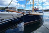 2004 Cape Cutter 19