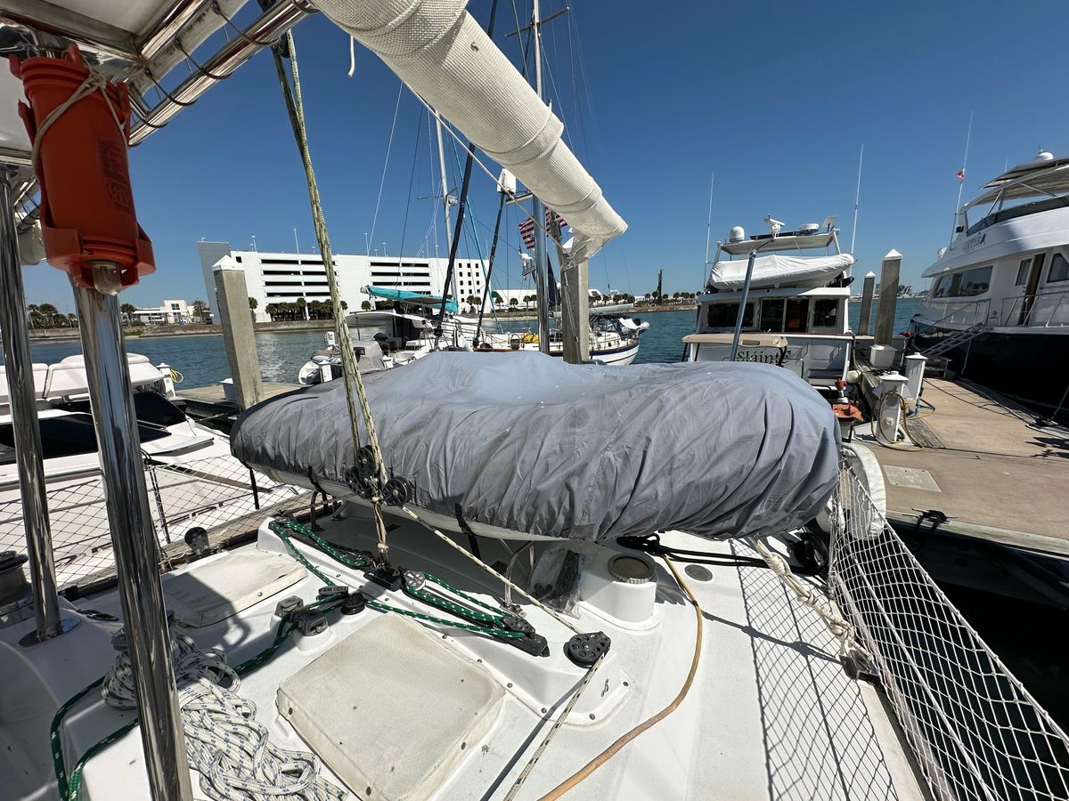 1989 Concordia 52