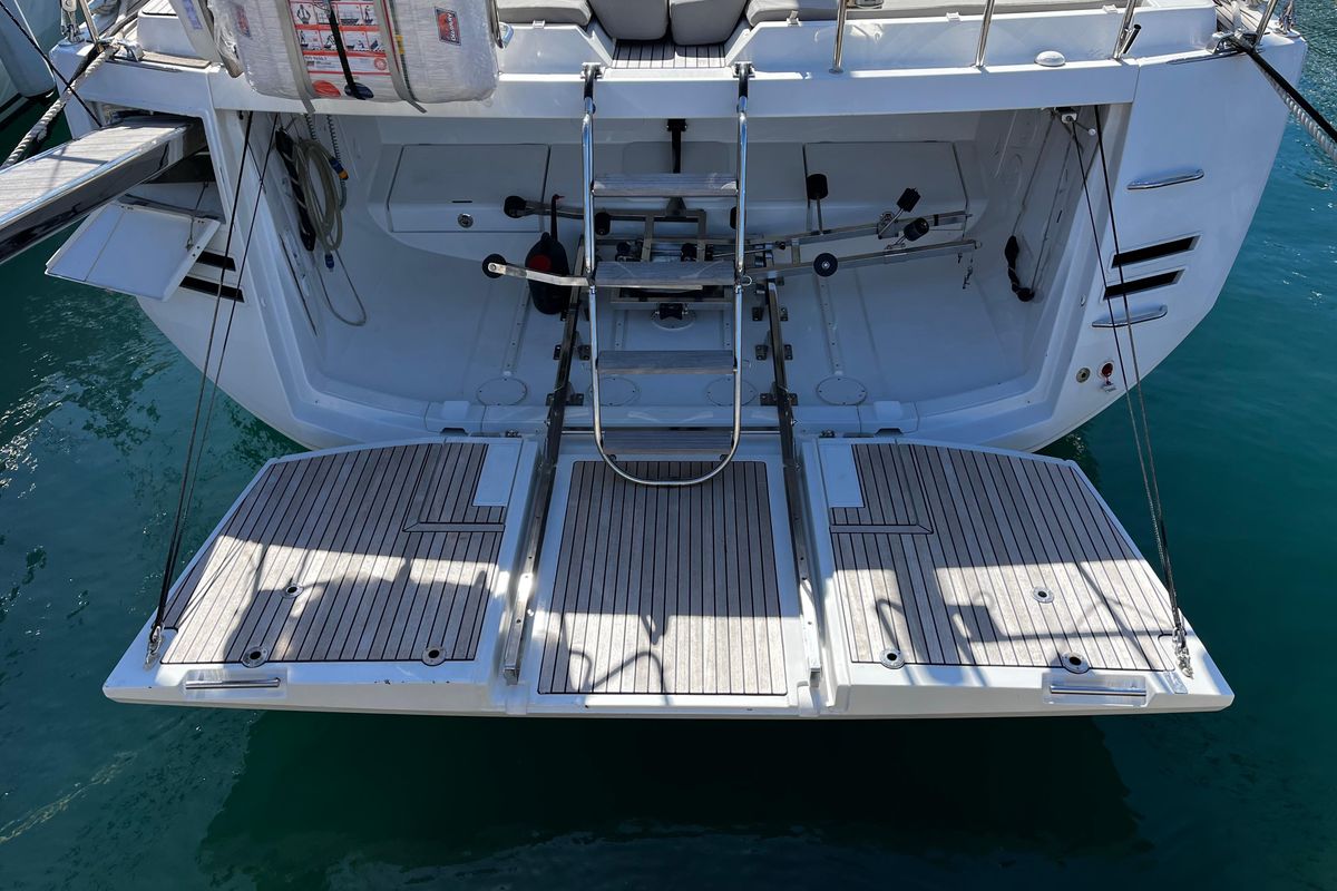 2016 Jeanneau 64