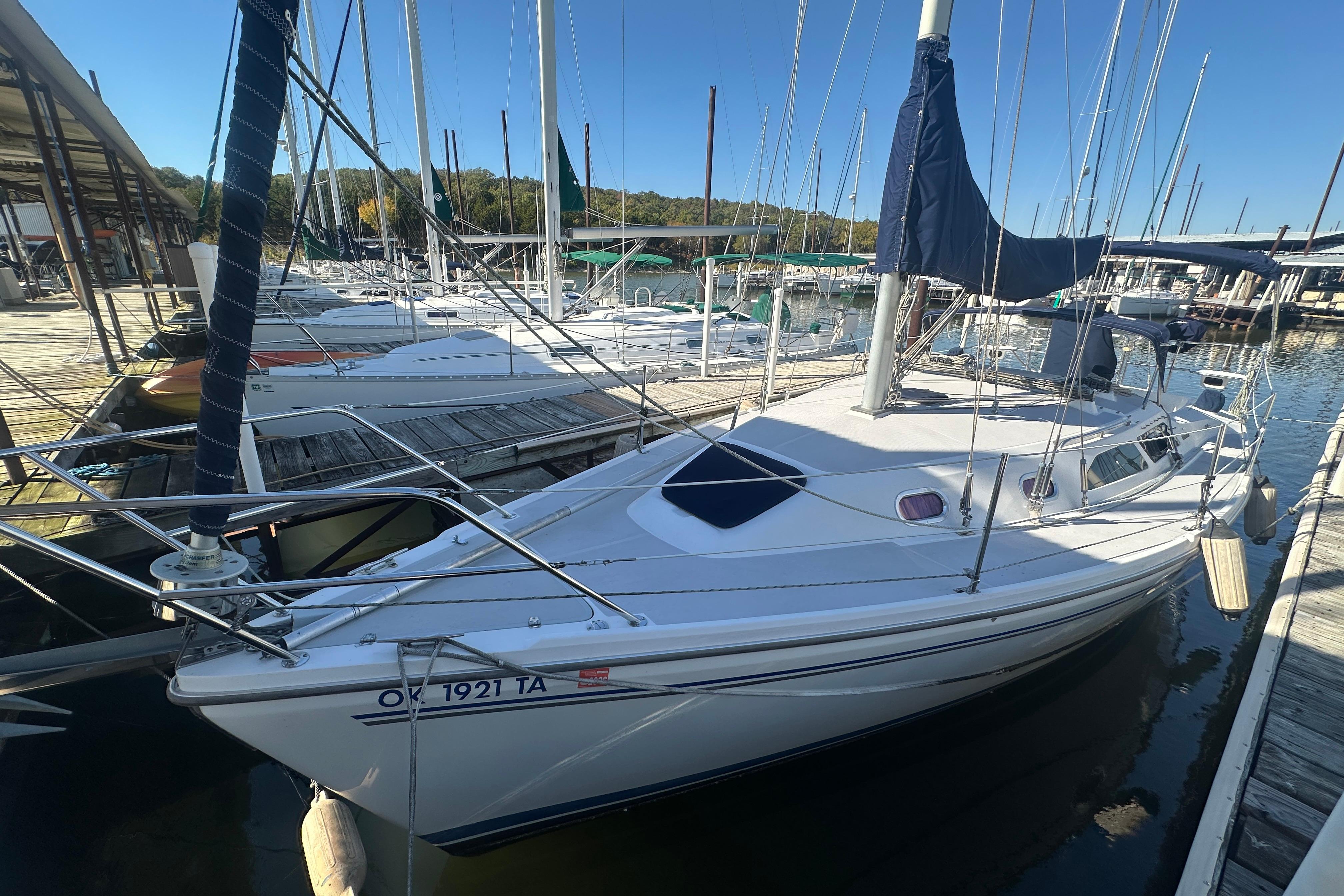 2005 Catalina 310