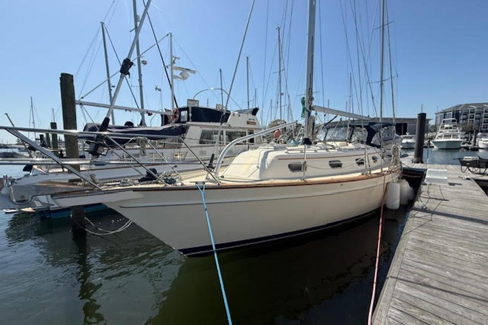 2001 Island Packet 380 for sale in Norfolk, Virginia 38 ft