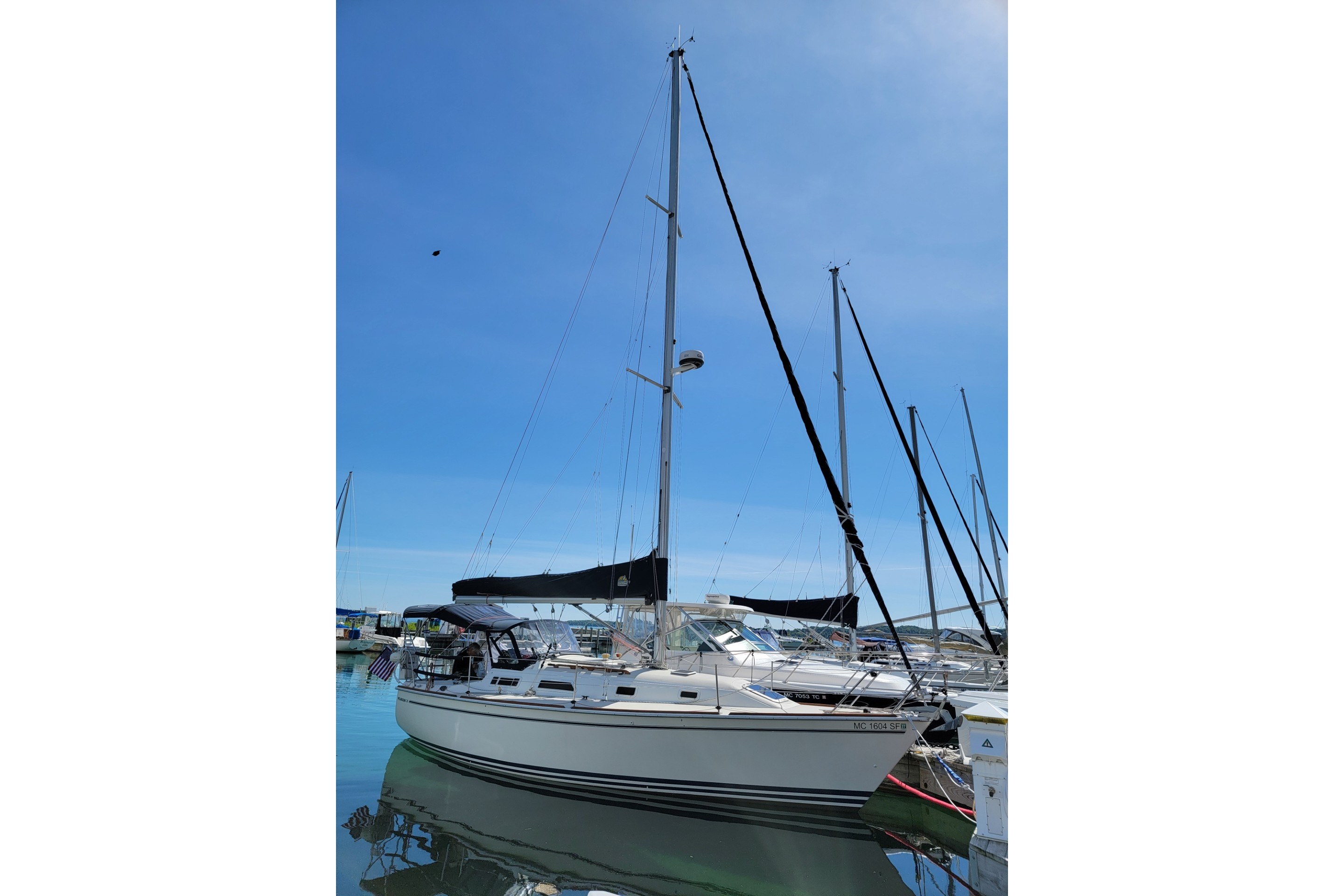 1988 Pearson 31 for sale in Suttons Bay, Michigan