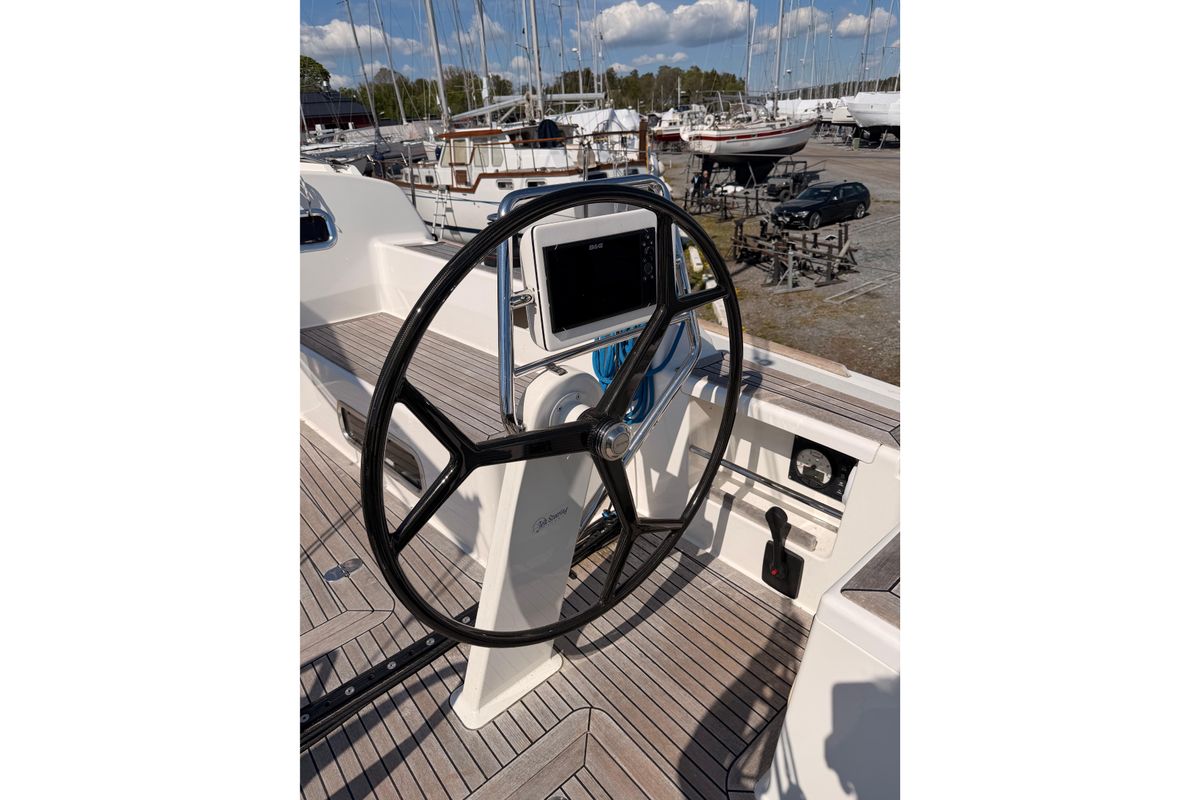 2019 Arcona 380