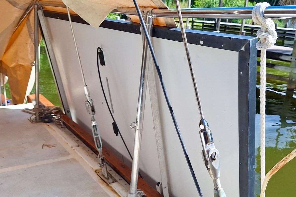 1982 Vagabond 47
