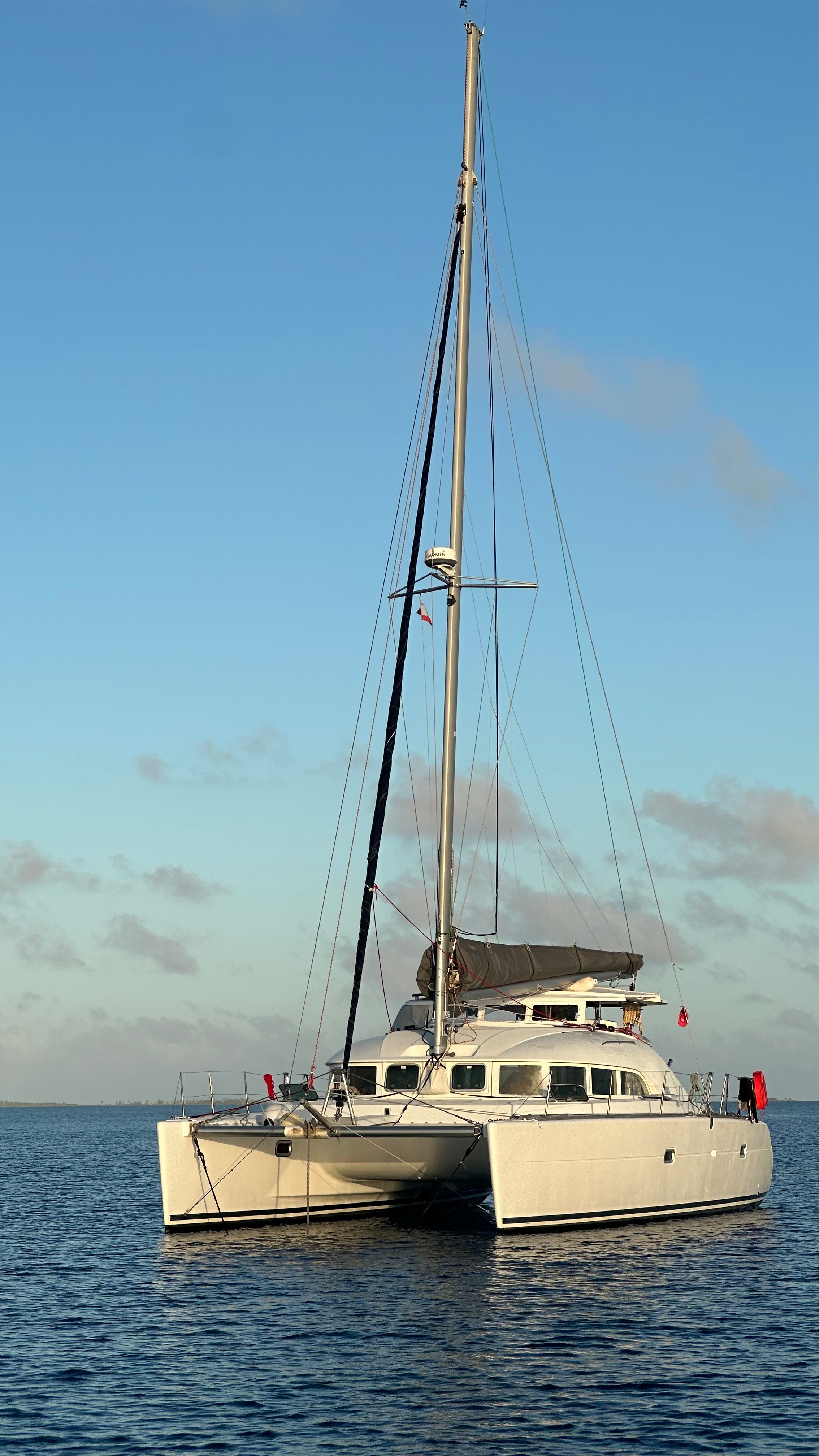 2001 CNB Lagoon 380