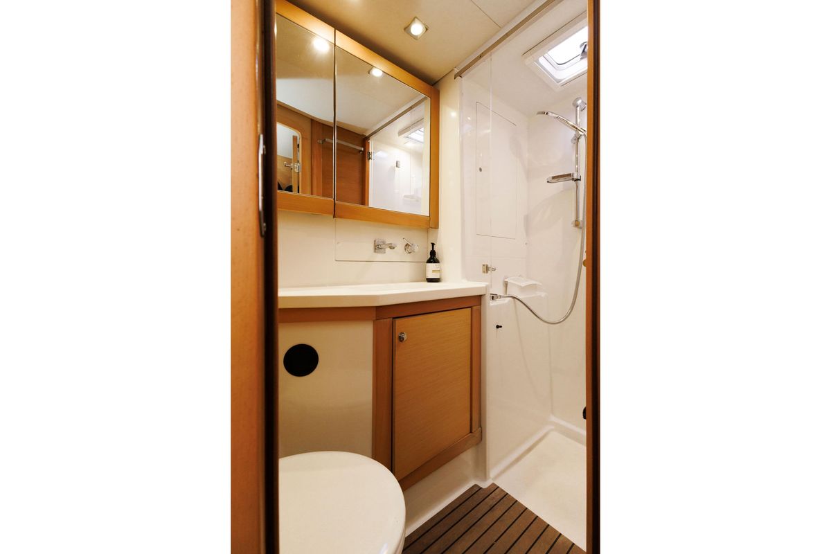 2011 Lagoon 450